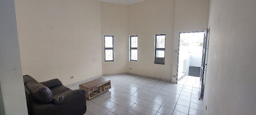 Casa à venda no Parque das Nações: Sala