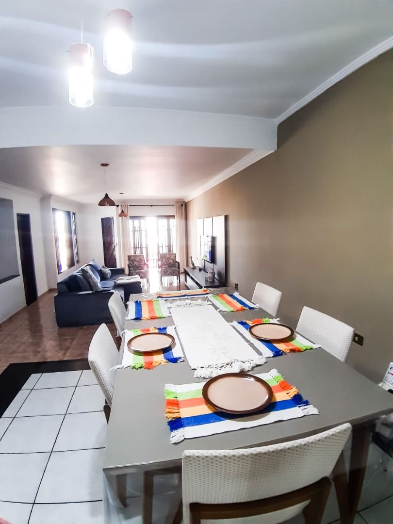 Sobrado à venda no Parque das Nações: 