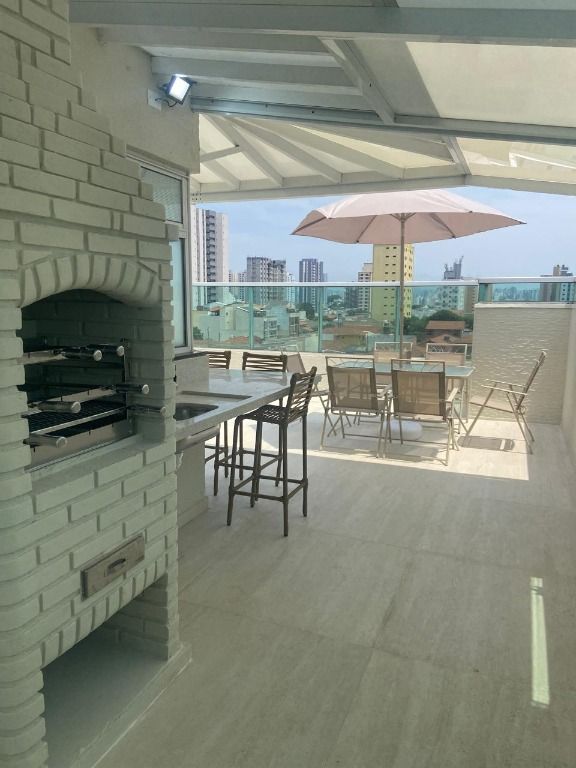 Cobertura à venda no Parque das Nações: 