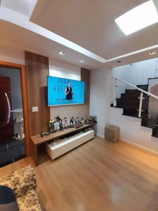 Sobrado à venda no Vila Guaraciaba: 