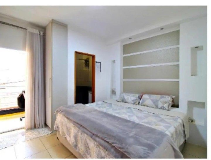 Sobrado à venda no Parque Oratório: 