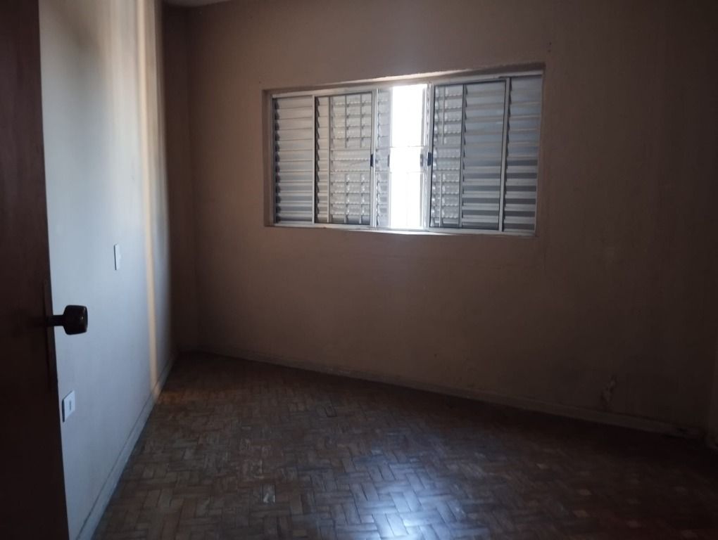 Casa à venda no Jardim Utinga: 