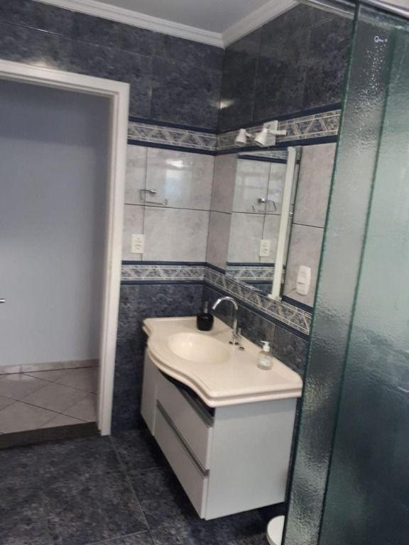 Sobrado à venda no Jardim Marek: 