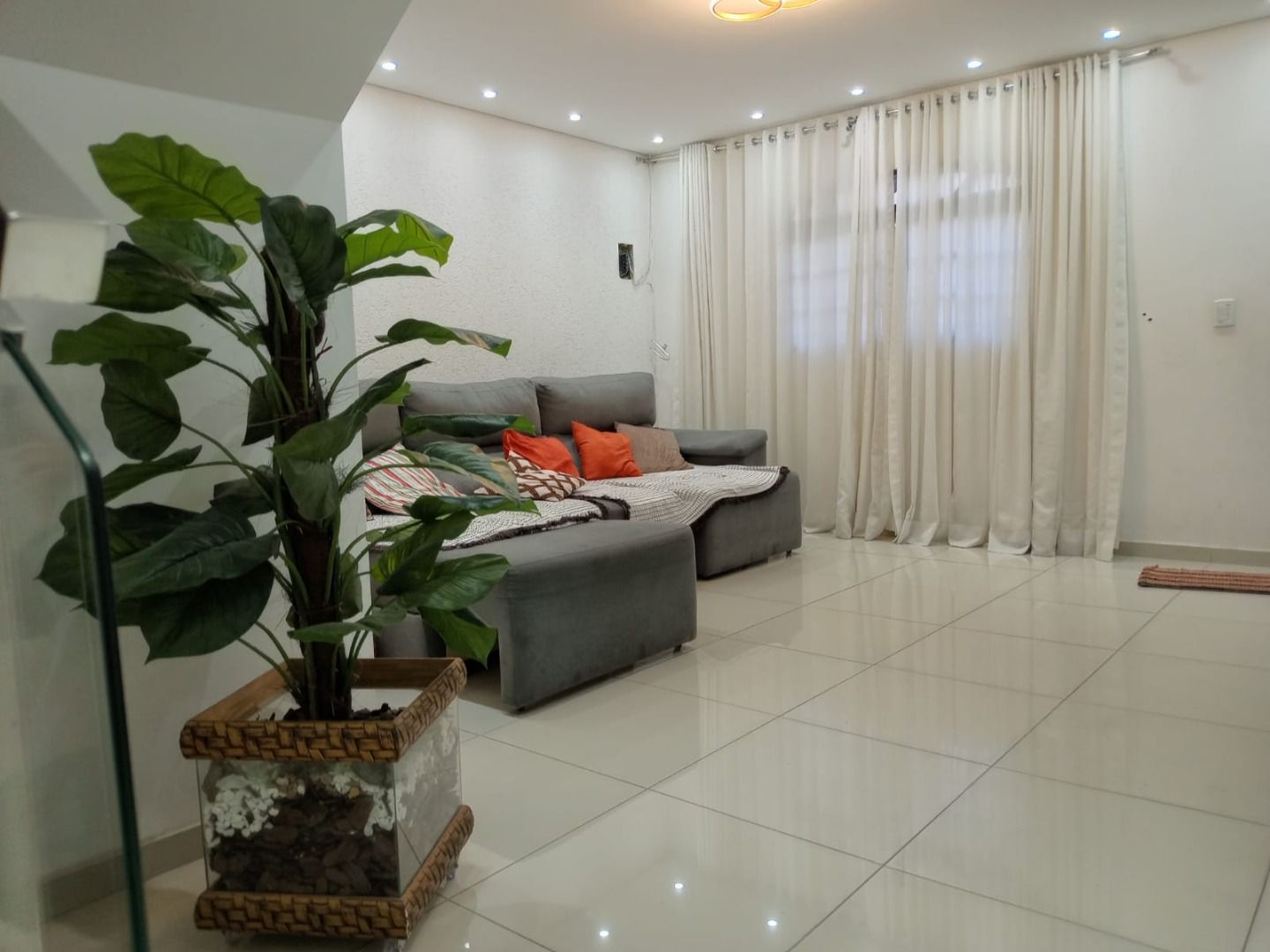 Sobrado à venda no Parque Marajoara: 