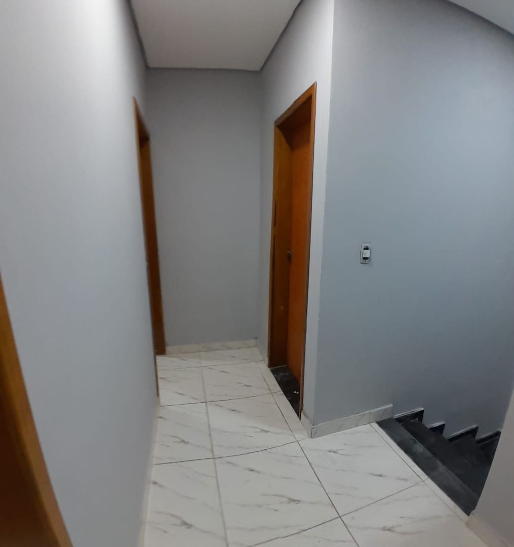 Sobrado à venda no Jardim das Maravilhas: 