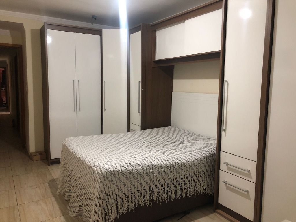 Sobrado à venda no Parque Capuava: 