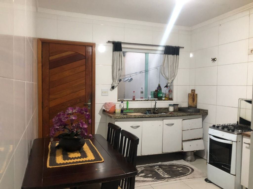 Sobrado à venda no Parque Capuava: 