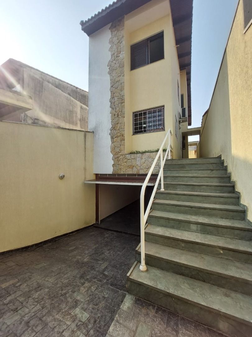 Sobrado à venda no Vila Floresta: 