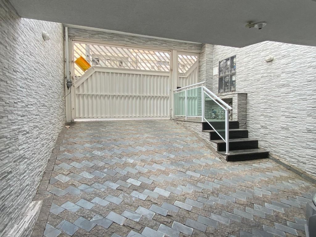 Cobertura à venda no Jardim Santo Antônio: 