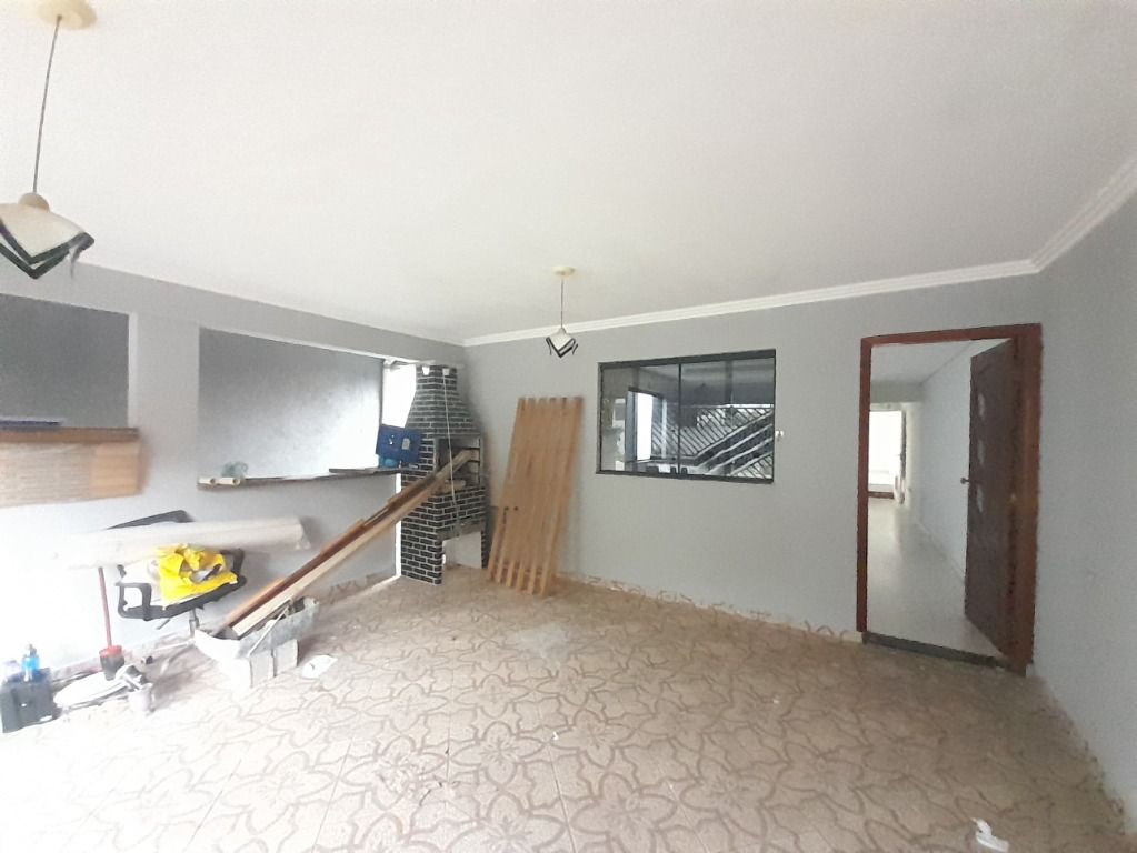 Casa à venda no Jardim Marek: 