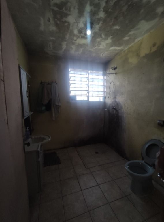 Terreno à venda no Jardim Santa Adélia: 