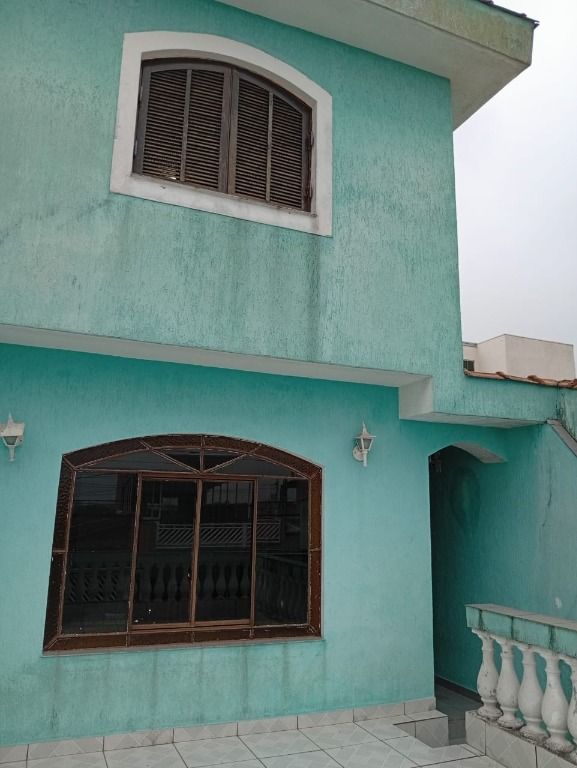 Sobrado à venda no Parque Novo Oratório: 