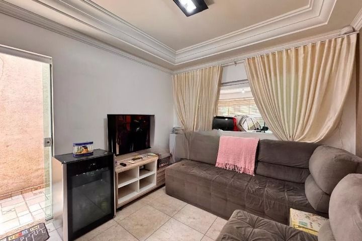 Casa à venda no Parque Capuava: 