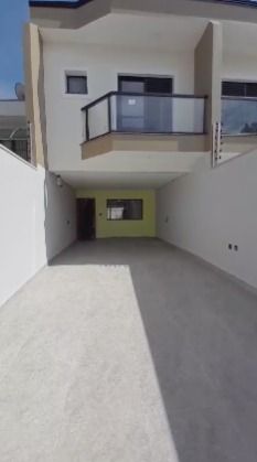 Sobrado à venda no Parque Oratório: 