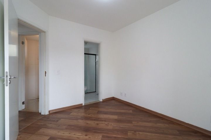 Apartamento à venda no Santa Teresinha: 