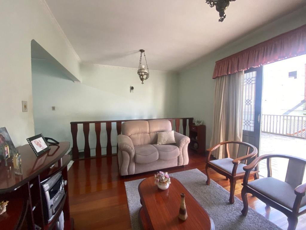 Casa à venda no Vila Alto de Santo André: 