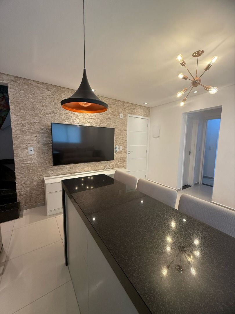 Cobertura à venda no Parque das Nações: 