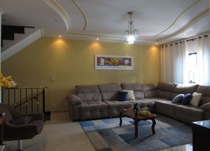 Sobrado à venda no Jardim Utinga: 