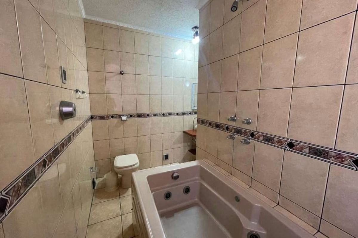 Casa à venda no Parque Capuava: 