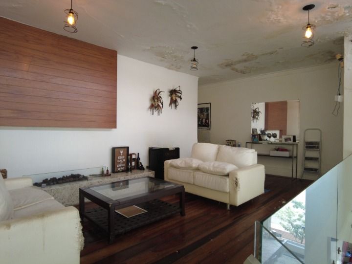 Sobrado à venda no Jardim: 