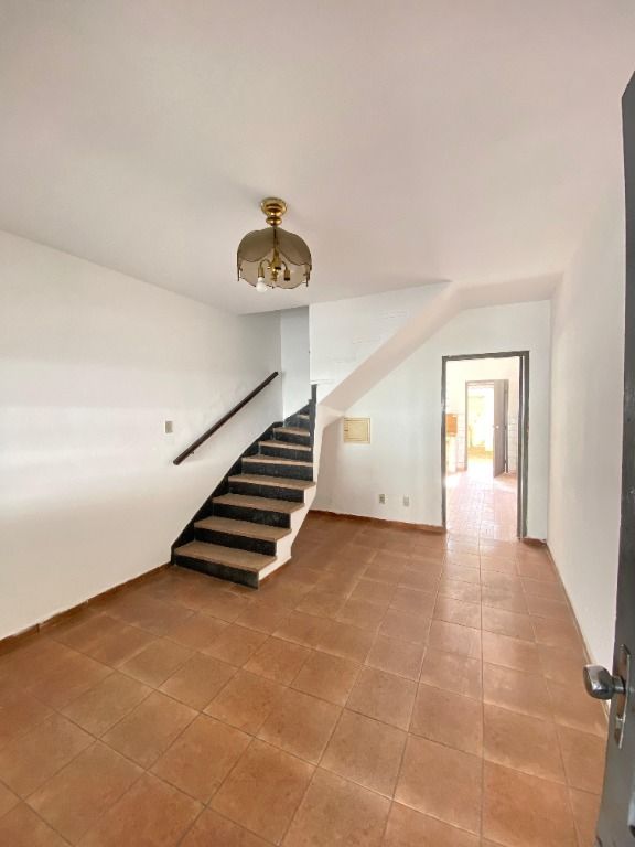 Sobrado à venda no Vila Valparaíso: 