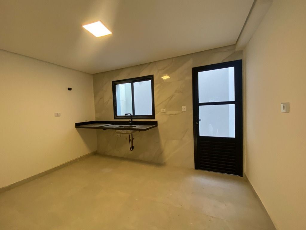 Sobrado à venda no Parque Novo Oratório: 