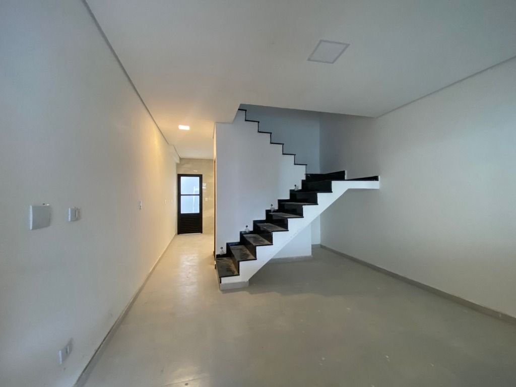 Sobrado à venda no Parque Novo Oratório: 