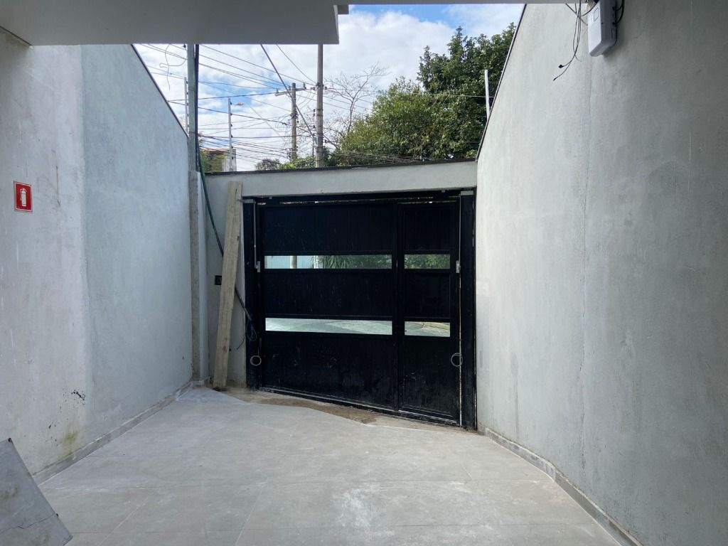 Sobrado à venda no Parque Novo Oratório: 