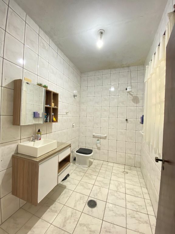 Casa à venda no Parque Jaçatuba: 