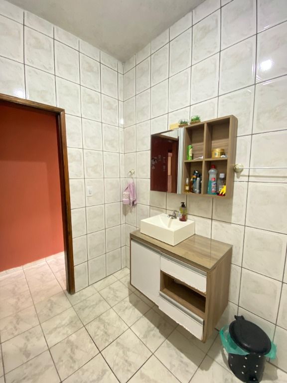 Casa à venda no Parque Jaçatuba: 