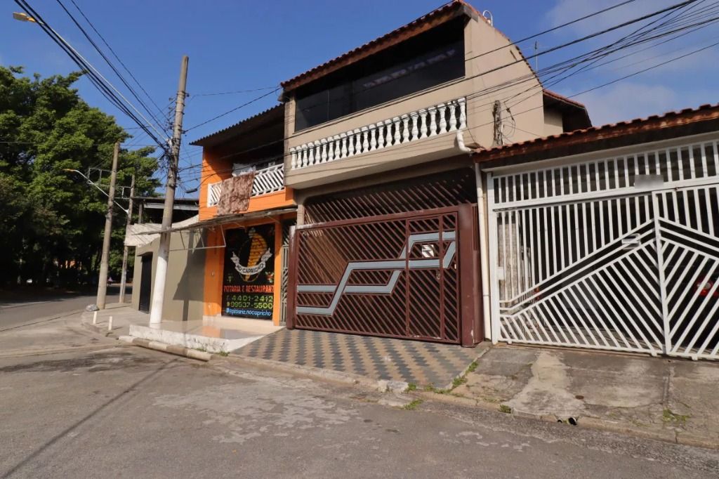 Sobrado à venda no Jardim Ana Maria: 