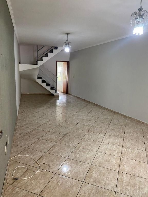 Sobrado à venda no Jardim Progresso: 