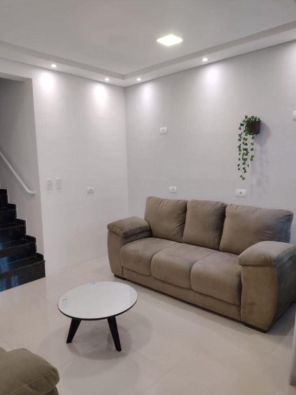 Cobertura à venda no Parque das Nações: 