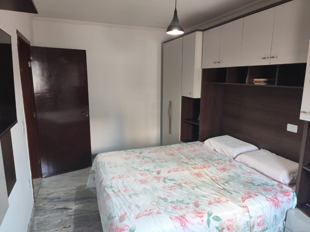 Apartamento à venda no Santa Teresinha: 