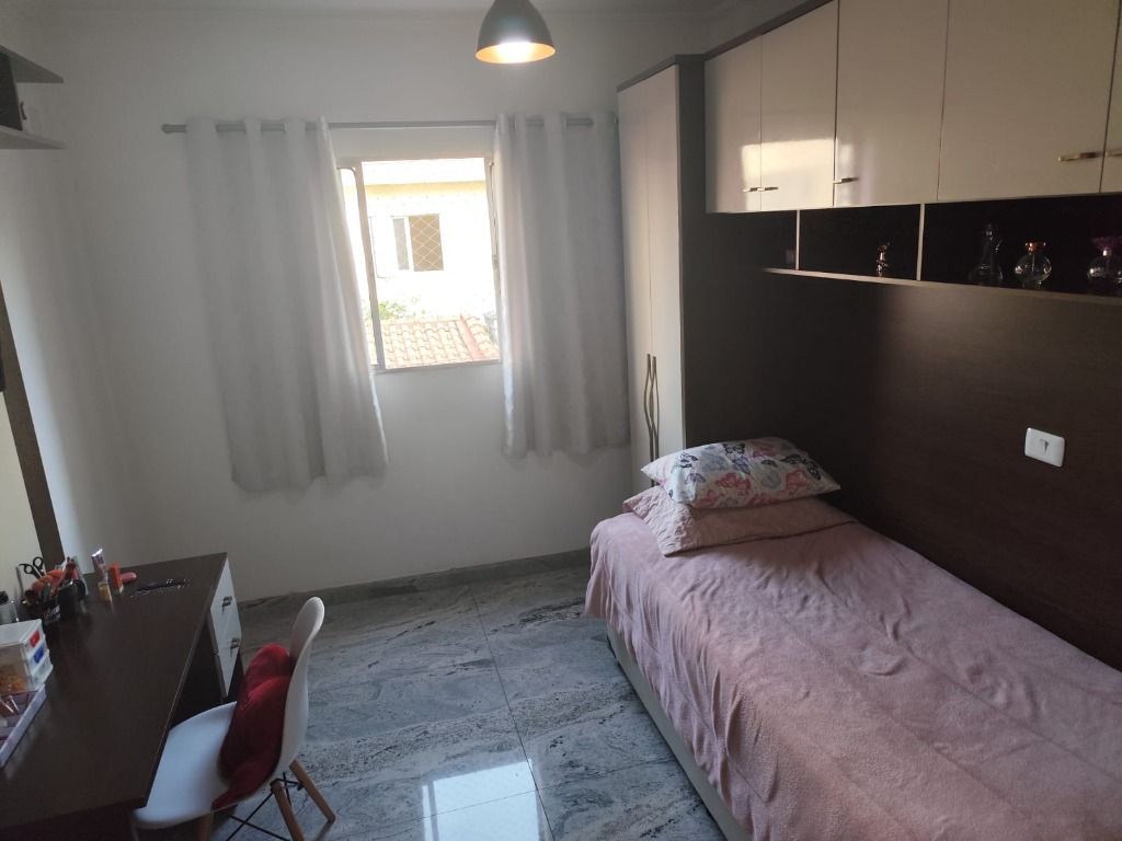 Apartamento à venda no Santa Teresinha: 