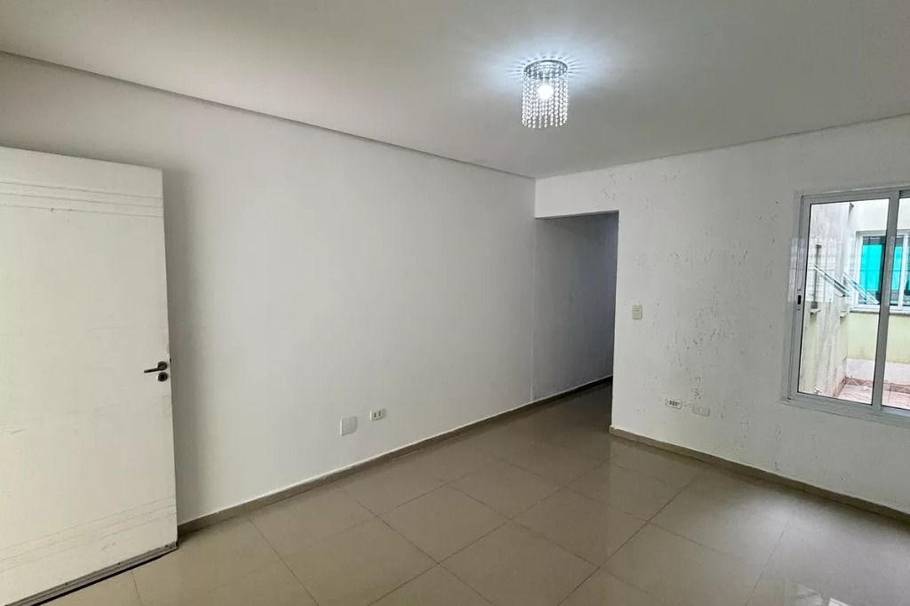 Sobrado à venda no Jardim Ipanema: 