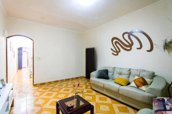 Sobrado à venda no Jardim Marek: 