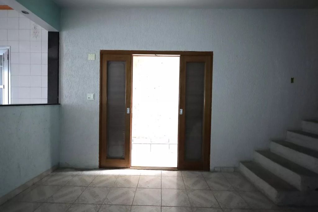 Sobrado à venda no Vila Luzita: 