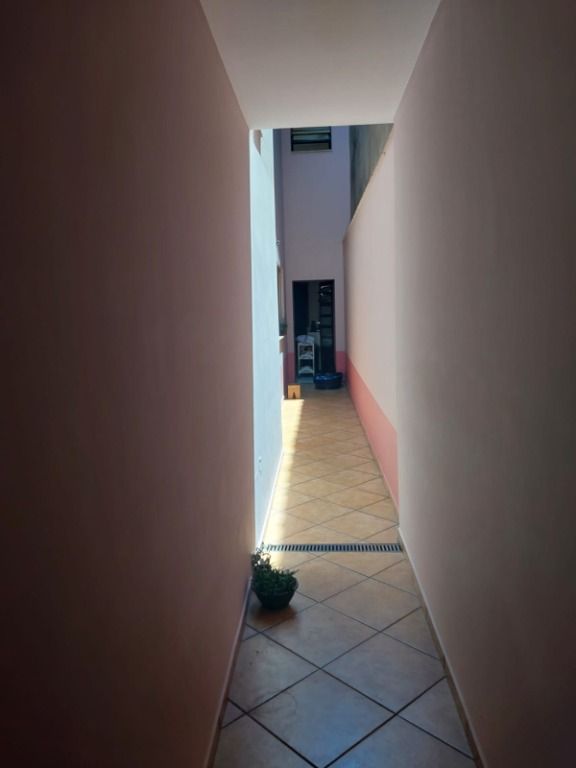 Sobrado à venda no Jardim Rina: 