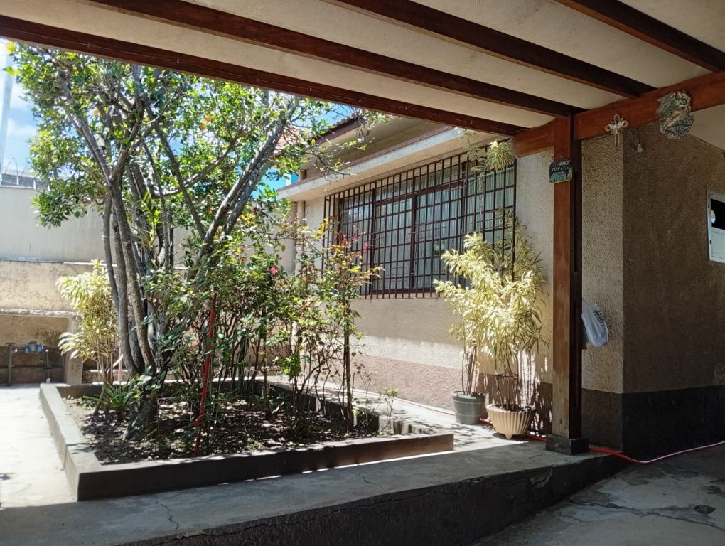 Casa à venda no Parque Oratório: 