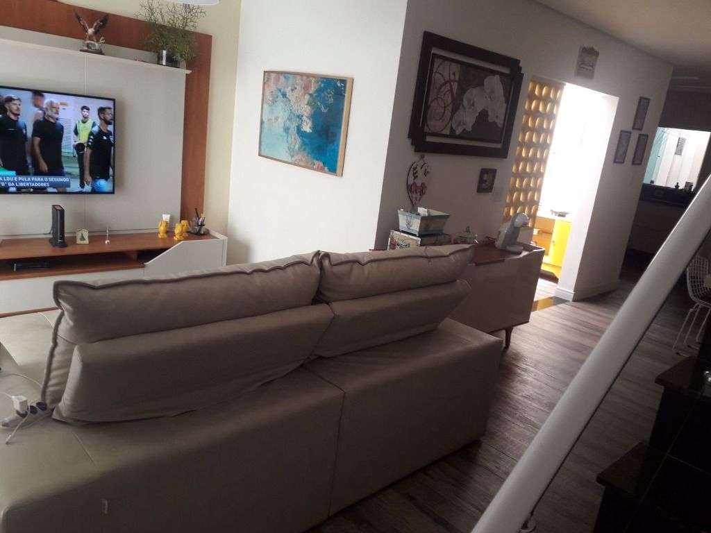 Sobrado à venda no Vila Valparaíso: 