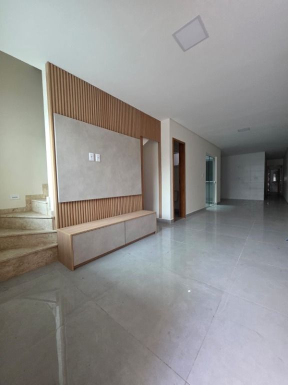 Sobrado à venda no Vila Camilópolis: 