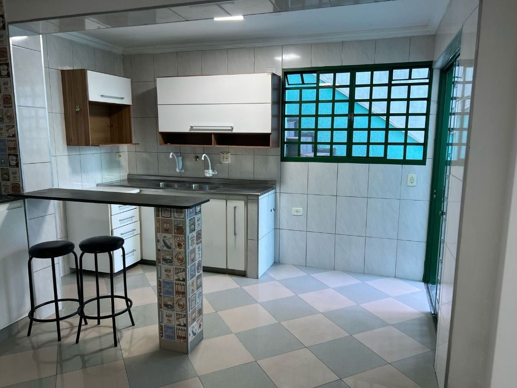 Sobrado à venda no Jardim Stetel: 