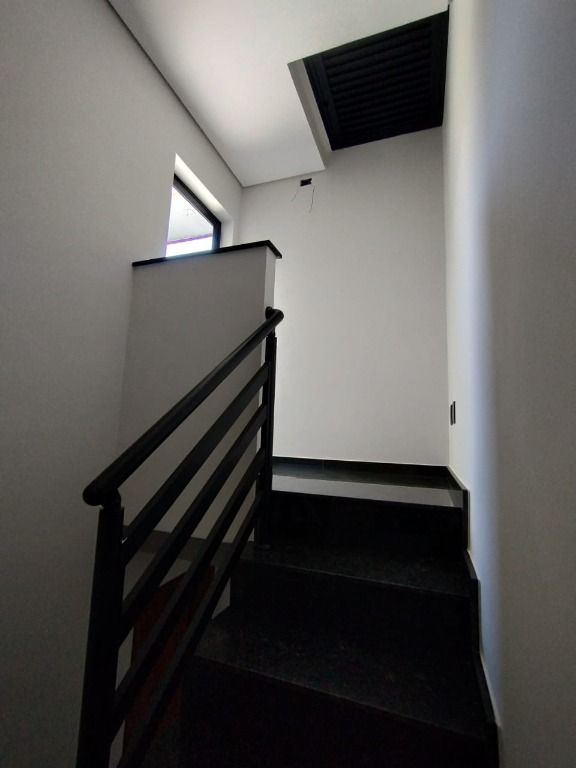 Sobrado à venda no Parque das Nações: 