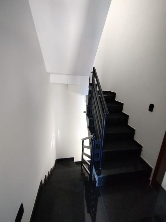 Sobrado à venda no Parque das Nações: 