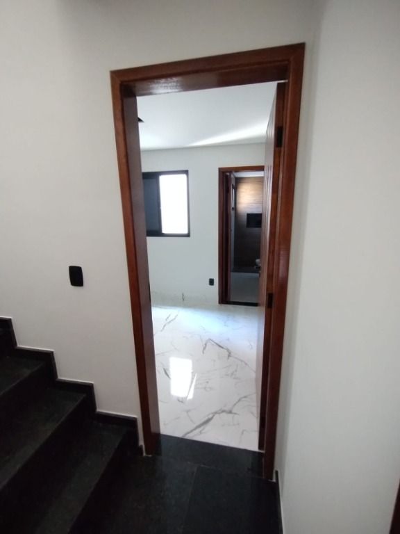 Sobrado à venda no Parque das Nações: 