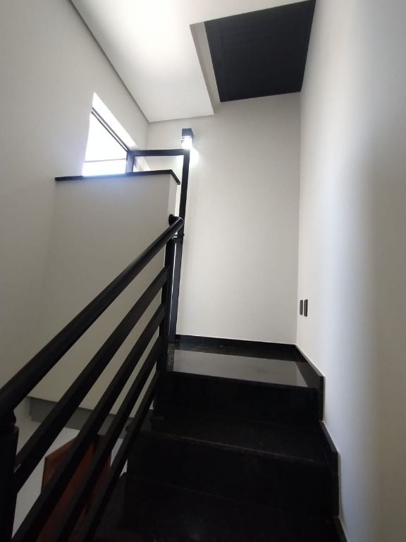 Sobrado à venda no Parque das Nações: 