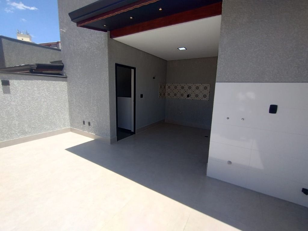 Sobrado à venda no Parque das Nações: 