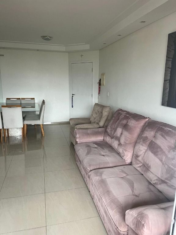 Apartamento à venda no Jardim Santo Antônio: 