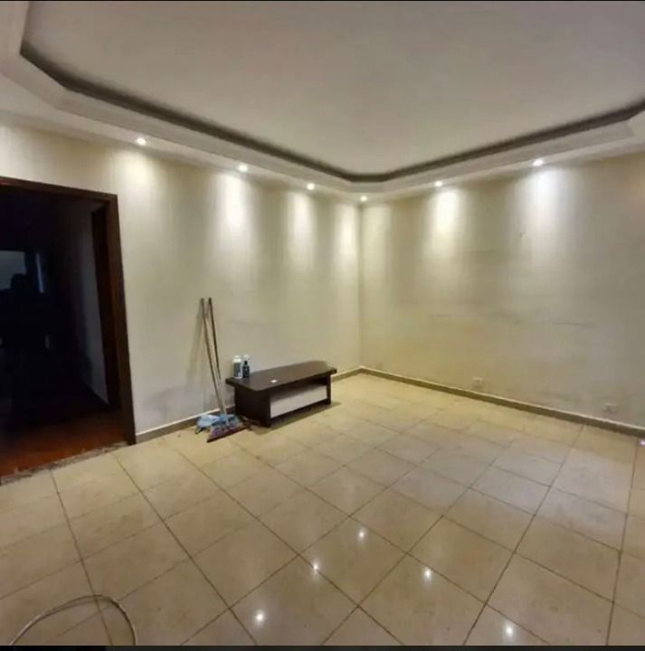 Sobrado à venda no Vila América: 